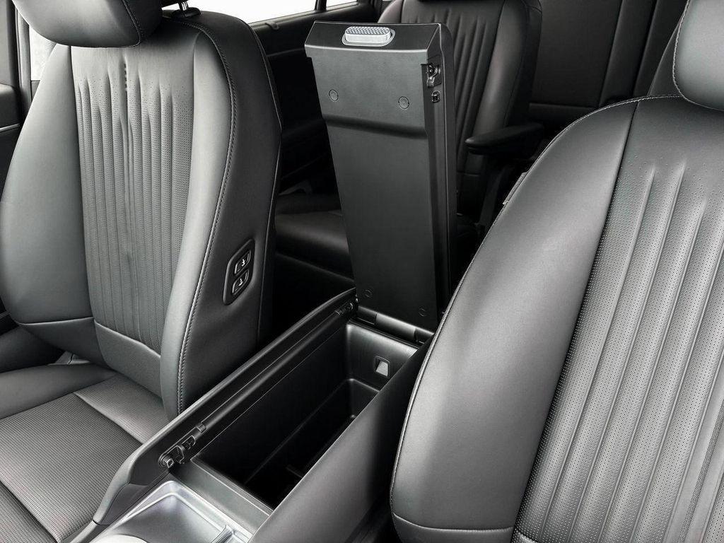 new 2026 Hyundai IONIQ 9 car, priced at $77,332