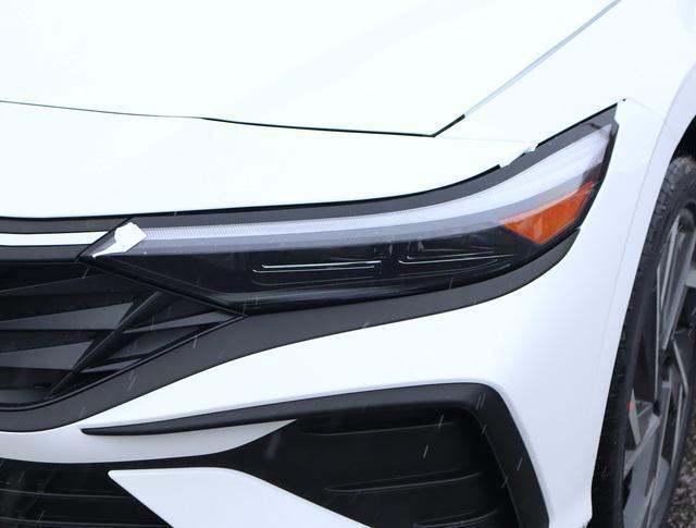 new 2025 Hyundai Elantra car, priced at $28,691