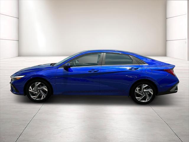 new 2024 Hyundai Elantra car, priced at $26,005