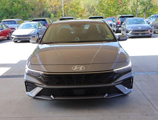 new 2025 Hyundai Elantra car, priced at $26,566