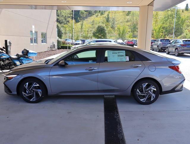 new 2025 Hyundai Elantra car, priced at $26,566