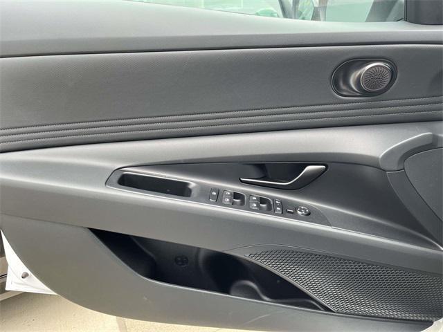 new 2025 Hyundai Elantra car, priced at $29,152