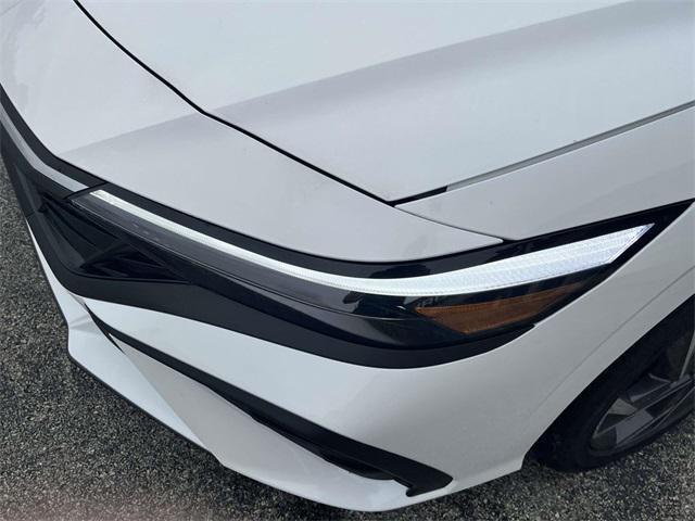 new 2025 Hyundai Elantra car, priced at $29,152