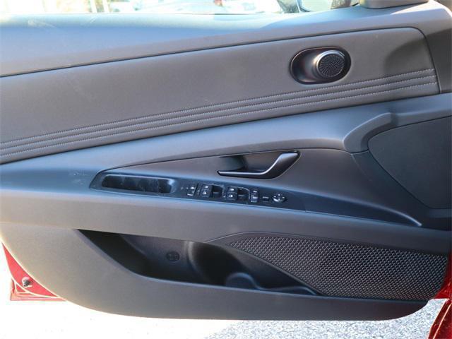 new 2025 Hyundai Elantra car, priced at $24,527