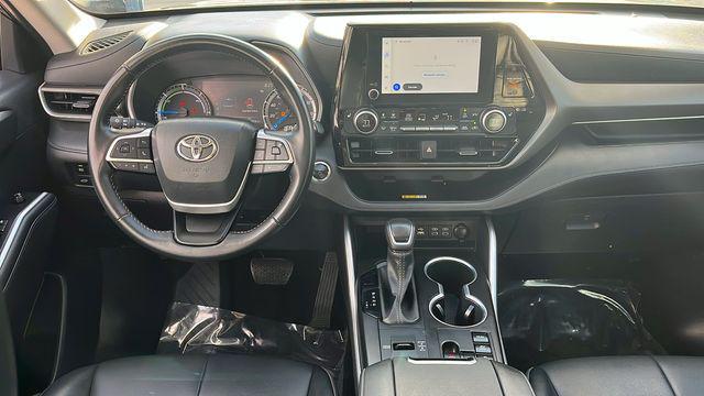 used 2023 Toyota Highlander Hybrid car, priced at $43,999