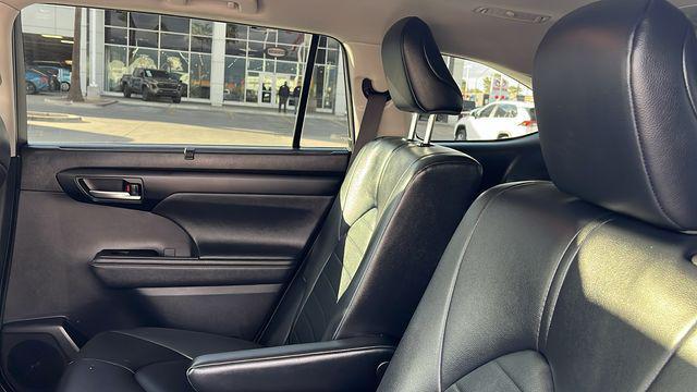 used 2023 Toyota Highlander Hybrid car, priced at $43,999