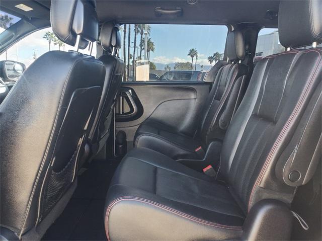 used 2016 Dodge Grand Caravan car