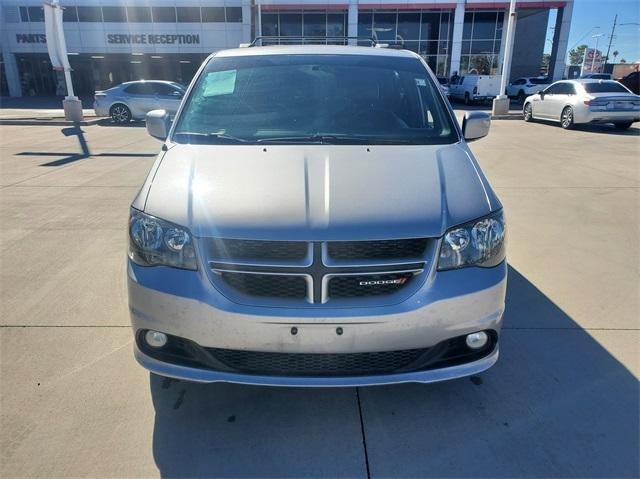 used 2016 Dodge Grand Caravan car