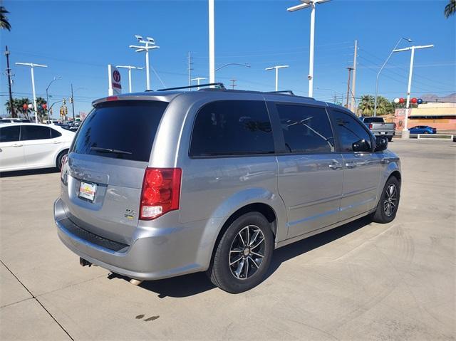 used 2016 Dodge Grand Caravan car