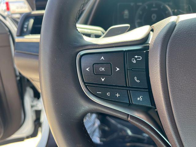 used 2019 Lexus ES 300h car, priced at $33,299