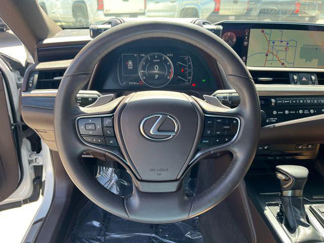 used 2019 Lexus ES 300h car, priced at $33,299