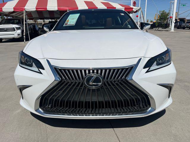 used 2019 Lexus ES 300h car, priced at $33,299