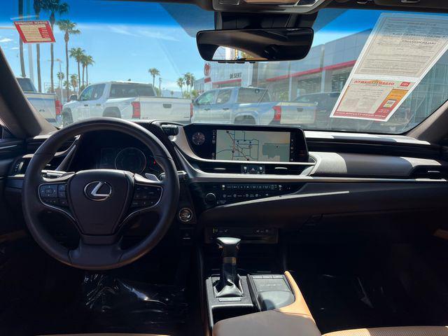 used 2019 Lexus ES 300h car, priced at $33,299