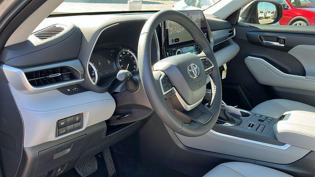 new 2026 Toyota Highlander car, priced at $49,293