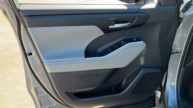 new 2026 Toyota Highlander car, priced at $49,293