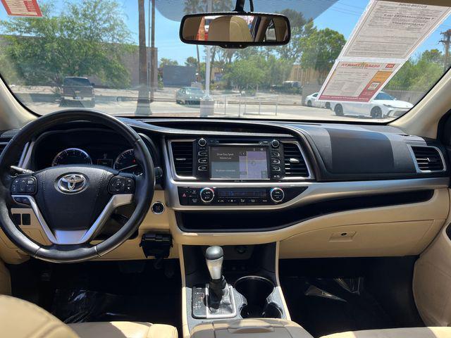 used 2015 Toyota Highlander car, priced at $18,999