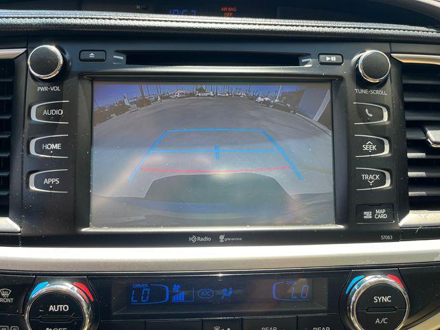 used 2015 Toyota Highlander car, priced at $18,999