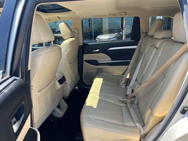 used 2015 Toyota Highlander car, priced at $18,999