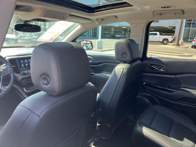 used 2022 GMC Acadia car, priced at $32,999