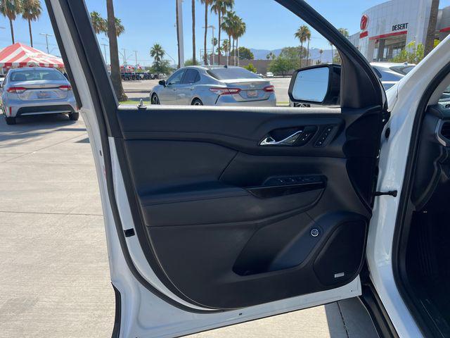 used 2022 GMC Acadia car, priced at $32,999