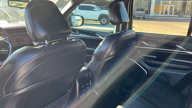 used 2022 Jeep Grand Cherokee car, priced at $34,199