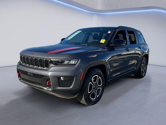 used 2022 Jeep Grand Cherokee car, priced at $34,199