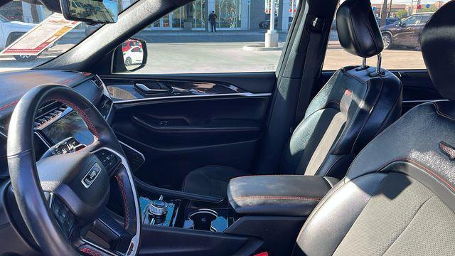 used 2022 Jeep Grand Cherokee car, priced at $34,199