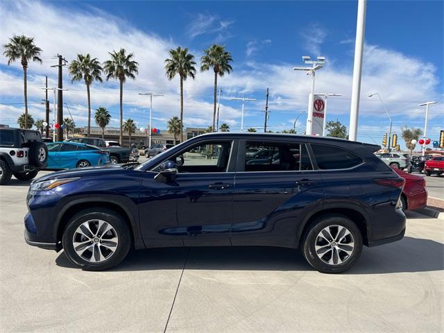 used 2024 Toyota Highlander car, priced at $43,199