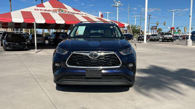 used 2021 Toyota Highlander car, priced at $43,999