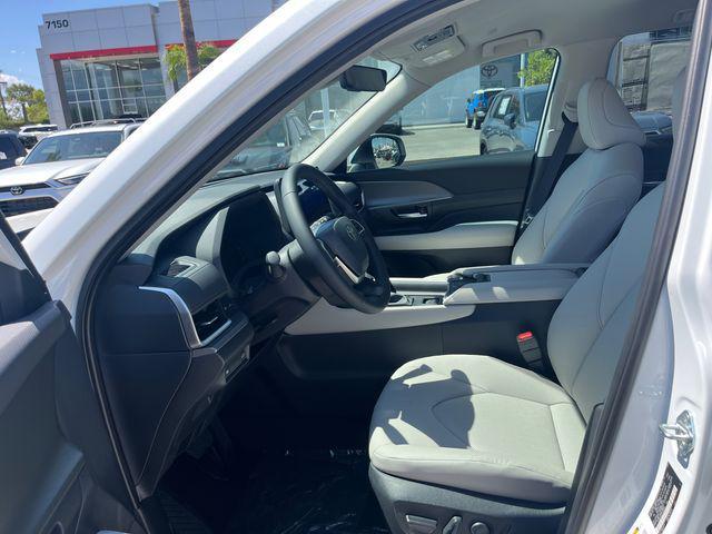 new 2025 Toyota Grand Highlander car, priced at $47,483