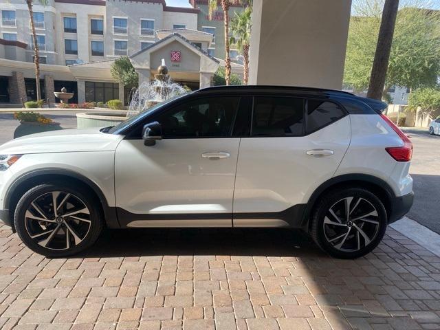 used 2020 Volvo XC40 car, priced at $23,999