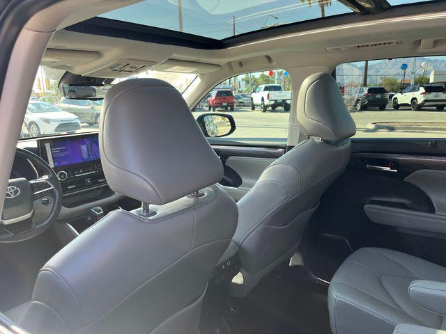 used 2023 Toyota Highlander Hybrid car, priced at $48,999
