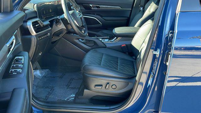 used 2025 Kia Telluride car, priced at $43,499