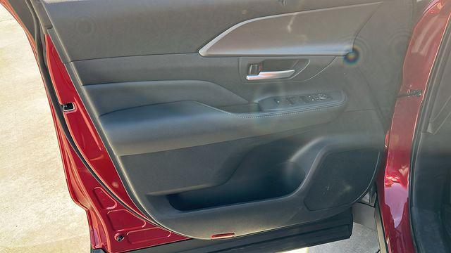 new 2026 Toyota Grand Highlander Hybrid car, priced at $50,323