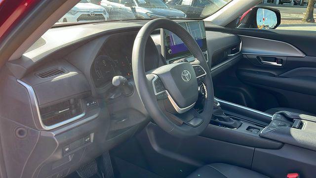 new 2026 Toyota Grand Highlander Hybrid car, priced at $50,323