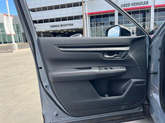 used 2024 Honda CR-V Hybrid car, priced at $35,999