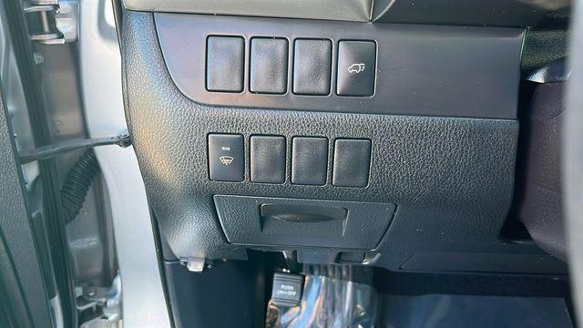 used 2015 Toyota Highlander car, priced at $22,999