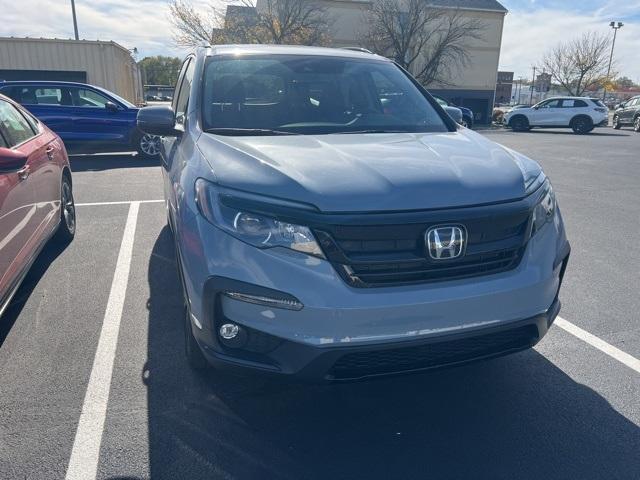 used 2022 Honda Pilot car, priced at $34,995