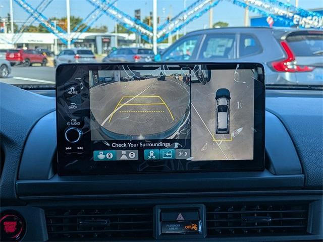 new 2025 Honda Pilot car, priced at $50,895