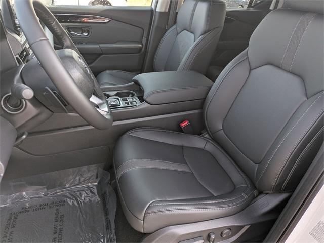 new 2025 Honda Pilot car, priced at $47,550