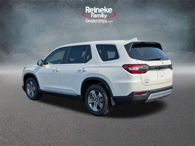 new 2025 Honda Pilot car, priced at $47,550