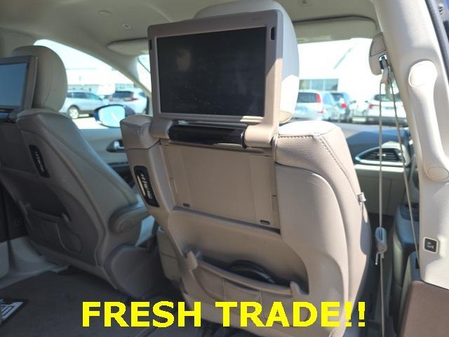 used 2018 Chrysler Pacifica car, priced at $13,995