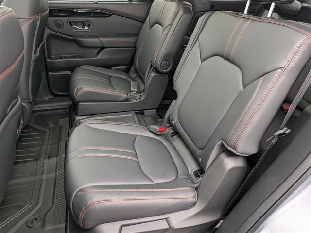 new 2025 Honda Pilot car, priced at $50,850