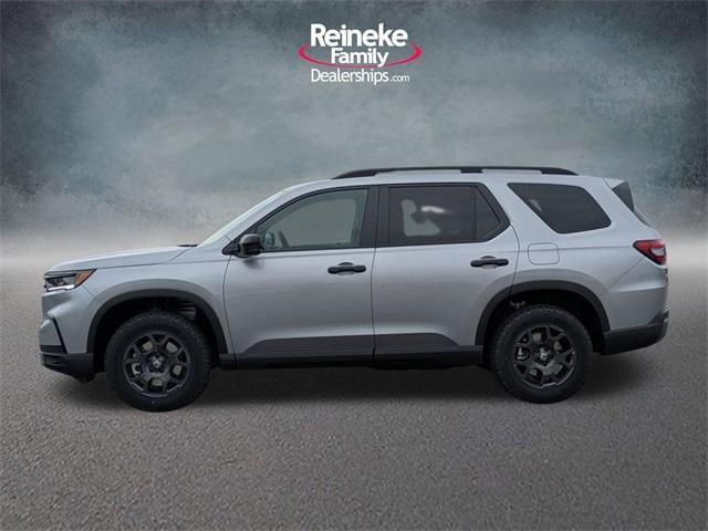 new 2025 Honda Pilot car, priced at $50,850