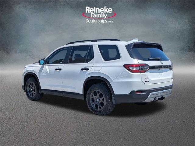 used 2024 Honda Pilot car, priced at $45,495