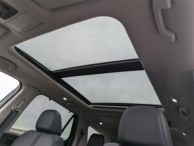 new 2025 Honda Pilot car, priced at $51,050