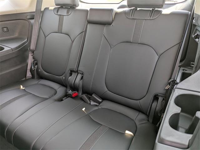 new 2025 Honda Pilot car, priced at $47,800