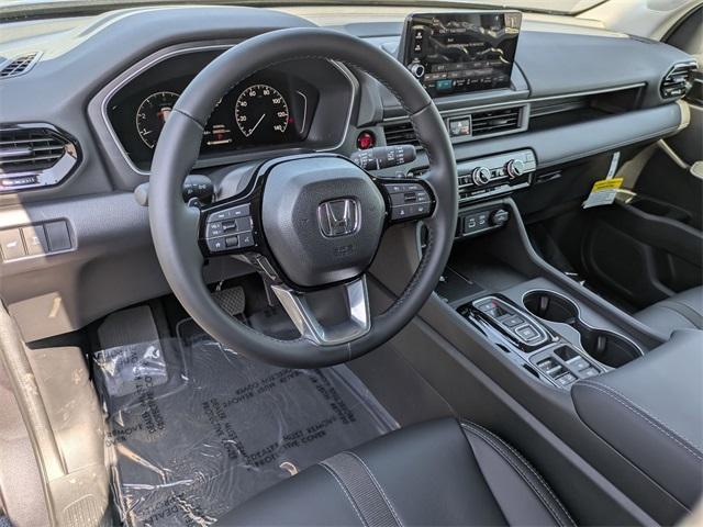 new 2025 Honda Pilot car, priced at $47,800