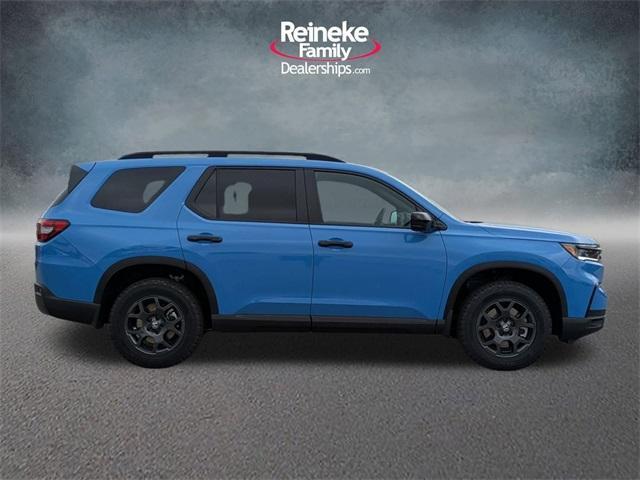 new 2025 Honda Pilot car, priced at $51,610