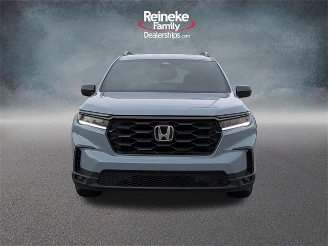 used 2025 Honda Pilot car, priced at $42,495
